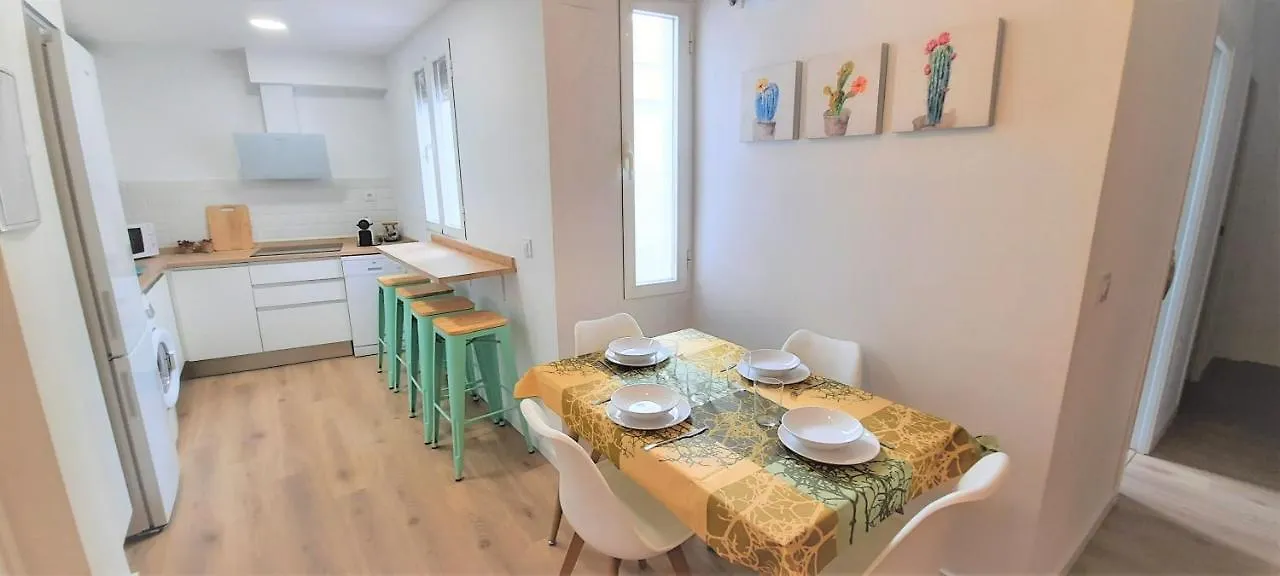 Apartment Ferienwohnung San Pedro Parking Gratis Coche Mediano Córdoba